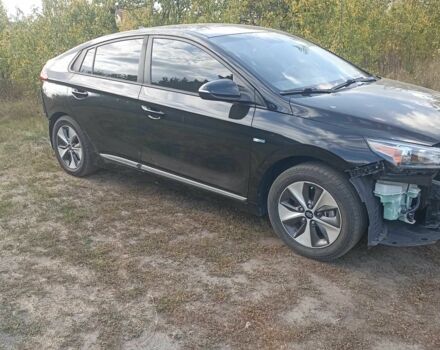 Черный Хендай Ioniq, объемом двигателя 0 л и пробегом 85 тыс. км за 7200 $, фото 1 на Automoto.ua