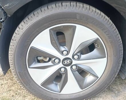 Черный Хендай Ioniq, объемом двигателя 0 л и пробегом 85 тыс. км за 7200 $, фото 17 на Automoto.ua