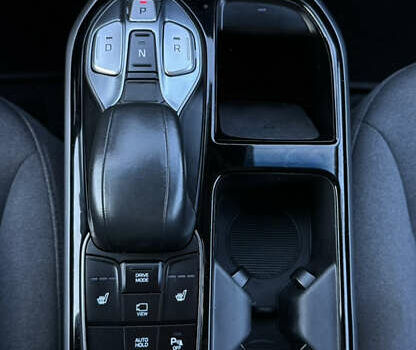 Чорний Хендай Ioniq, об'ємом двигуна 0 л та пробігом 102 тис. км за 14900 $, фото 24 на Automoto.ua