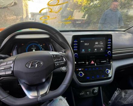 Чорний Хендай Ioniq, об'ємом двигуна 0 л та пробігом 139 тис. км за 7000 $, фото 20 на Automoto.ua