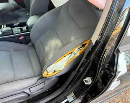 Чорний Хендай Ioniq, об'ємом двигуна 0 л та пробігом 139 тис. км за 7000 $, фото 16 на Automoto.ua