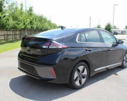 Чорний Хендай Ioniq, об'ємом двигуна 1.6 л та пробігом 13 тис. км за 10000 $, фото 3 на Automoto.ua
