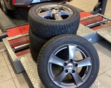 Черный Хендай Ioniq, объемом двигателя 0 л и пробегом 95 тыс. км за 10100 $, фото 6 на Automoto.ua