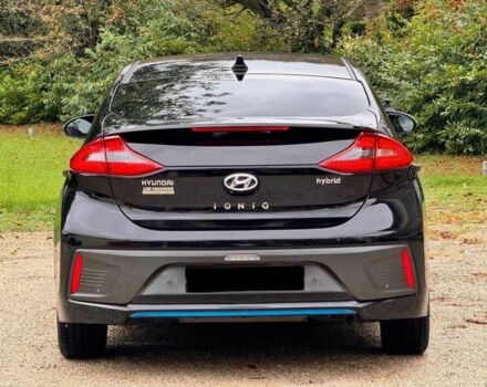Черный Хендай Ioniq, объемом двигателя 1.6 л и пробегом 112 тыс. км за 10700 $, фото 3 на Automoto.ua