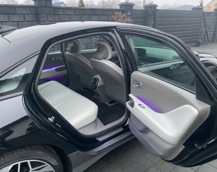 Черный Хендай Ioniq, объемом двигателя 0 л и пробегом 17 тыс. км за 24400 $, фото 10 на Automoto.ua
