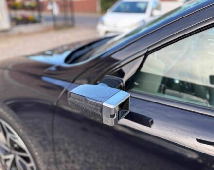 Черный Хендай Ioniq, объемом двигателя 0 л и пробегом 14 тыс. км за 33499 $, фото 3 на Automoto.ua