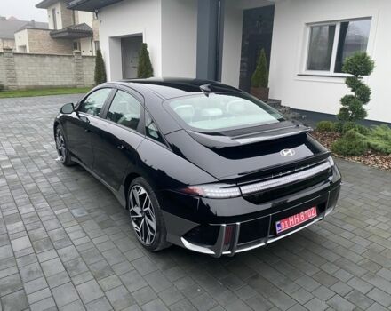 Черный Хендай Ioniq, объемом двигателя 0 л и пробегом 17 тыс. км за 24400 $, фото 6 на Automoto.ua