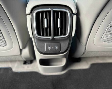 Черный Хендай Ioniq, объемом двигателя 0 л и пробегом 14 тыс. км за 33499 $, фото 20 на Automoto.ua