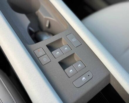 Черный Хендай Ioniq, объемом двигателя 0 л и пробегом 14 тыс. км за 33499 $, фото 17 на Automoto.ua