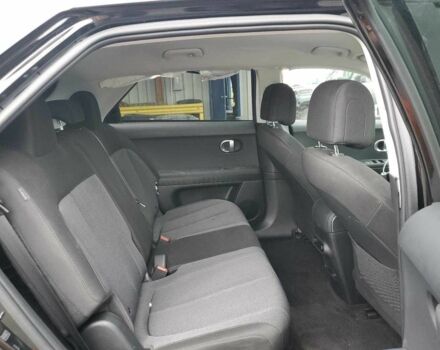 Черный Хендай Ioniq, объемом двигателя 0 л и пробегом 17 тыс. км за 12000 $, фото 9 на Automoto.ua