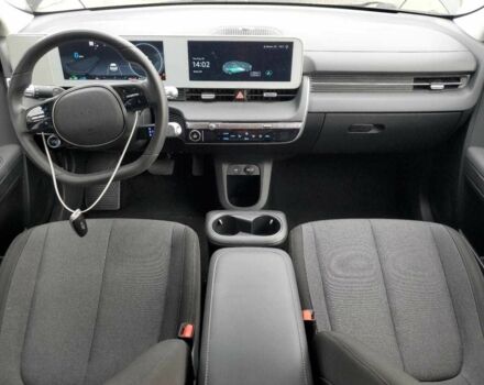 Черный Хендай Ioniq, объемом двигателя 0 л и пробегом 17 тыс. км за 12000 $, фото 7 на Automoto.ua