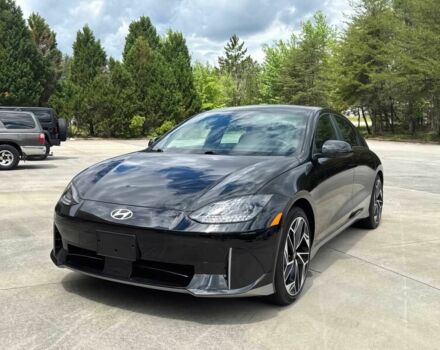 Черный Хендай Ioniq, объемом двигателя 0 л и пробегом 24 тыс. км за 13500 $, фото 2 на Automoto.ua