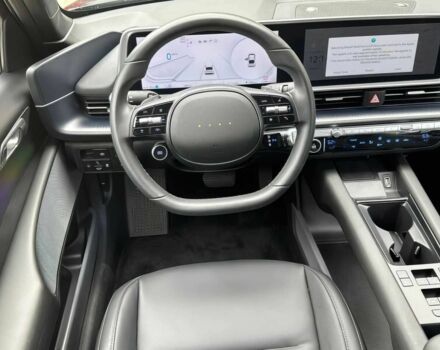 Черный Хендай Ioniq, объемом двигателя 0 л и пробегом 24 тыс. км за 13500 $, фото 10 на Automoto.ua