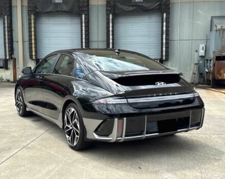 Черный Хендай Ioniq, объемом двигателя 0 л и пробегом 24 тыс. км за 13500 $, фото 4 на Automoto.ua