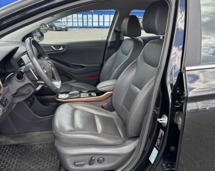 Черный Хендай Ioniq, объемом двигателя 0 л и пробегом 121 тыс. км за 12900 $, фото 2 на Automoto.ua
