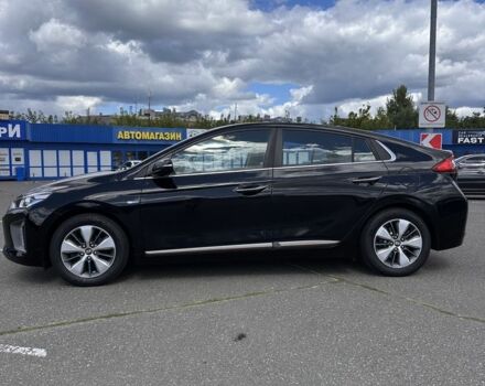 Черный Хендай Ioniq, объемом двигателя 0 л и пробегом 121 тыс. км за 12900 $, фото 17 на Automoto.ua