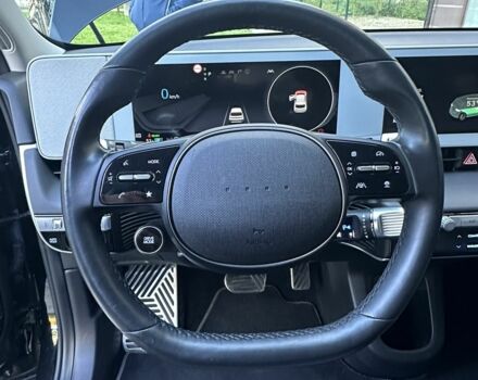 Черный Хендай Ioniq, объемом двигателя 0 л и пробегом 59 тыс. км за 23200 $, фото 5 на Automoto.ua