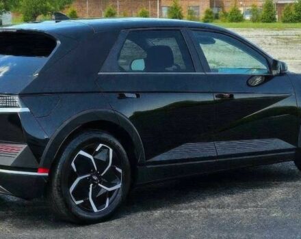 Черный Хендай Ioniq, объемом двигателя 0 л и пробегом 17 тыс. км за 11600 $, фото 5 на Automoto.ua