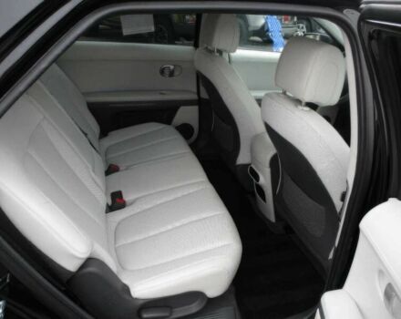 Черный Хендай Ioniq, объемом двигателя 0 л и пробегом 25 тыс. км за 18000 $, фото 10 на Automoto.ua