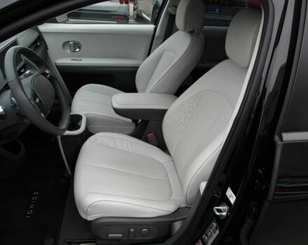 Черный Хендай Ioniq, объемом двигателя 0 л и пробегом 23 тыс. км за 14000 $, фото 7 на Automoto.ua