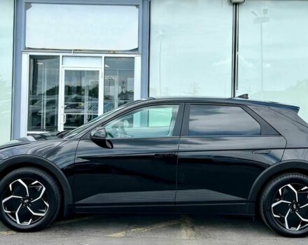 Черный Хендай Ioniq, объемом двигателя 0 л и пробегом 10 тыс. км за 11100 $, фото 2 на Automoto.ua