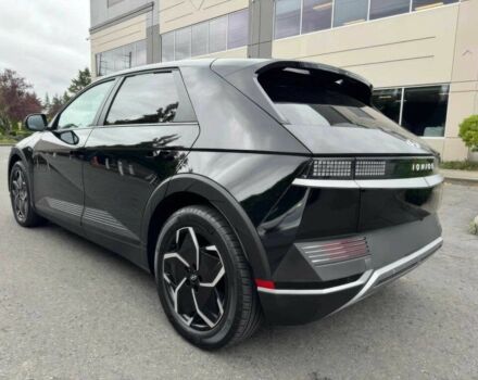 Черный Хендай Ioniq, объемом двигателя 0 л и пробегом 14 тыс. км за 14800 $, фото 4 на Automoto.ua