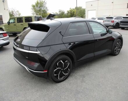 Черный Хендай Ioniq, объемом двигателя 0 л и пробегом 23 тыс. км за 14000 $, фото 4 на Automoto.ua