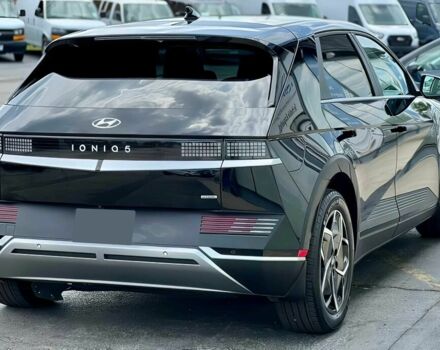 Черный Хендай Ioniq, объемом двигателя 0 л и пробегом 10 тыс. км за 11100 $, фото 3 на Automoto.ua
