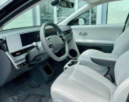 Чорний Хендай Ioniq, об'ємом двигуна 0 л та пробігом 20 тис. км за 18000 $, фото 7 на Automoto.ua