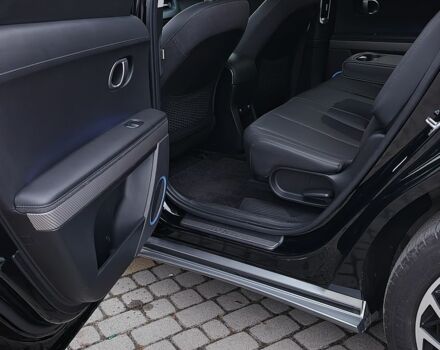 Черный Хендай Ioniq, объемом двигателя 0 л и пробегом 33 тыс. км за 617 $, фото 12 на Automoto.ua