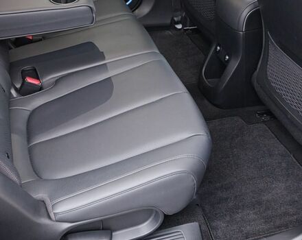 Черный Хендай Ioniq, объемом двигателя 0 л и пробегом 33 тыс. км за 617 $, фото 16 на Automoto.ua