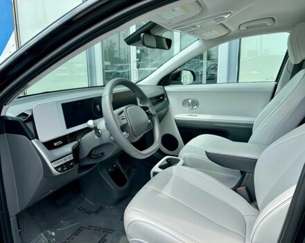 Черный Хендай Ioniq, объемом двигателя 0 л и пробегом 10 тыс. км за 11100 $, фото 6 на Automoto.ua