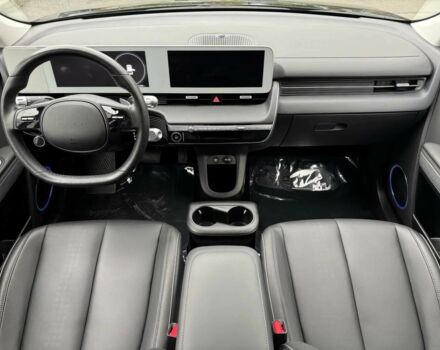 Черный Хендай Ioniq, объемом двигателя 0 л и пробегом 24 тыс. км за 9800 $, фото 10 на Automoto.ua