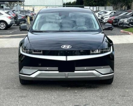 Черный Хендай Ioniq, объемом двигателя 0 л и пробегом 25 тыс. км за 15500 $, фото 1 на Automoto.ua