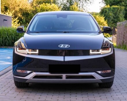 Черный Хендай Ioniq, объемом двигателя 0 л и пробегом 10 тыс. км за 16000 $, фото 1 на Automoto.ua