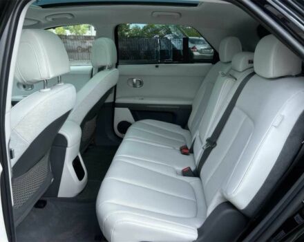 Черный Хендай Ioniq, объемом двигателя 0 л и пробегом 25 тыс. км за 15500 $, фото 9 на Automoto.ua