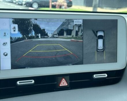 Черный Хендай Ioniq, объемом двигателя 0 л и пробегом 25 тыс. км за 15500 $, фото 6 на Automoto.ua