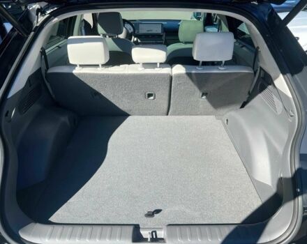 Черный Хендай Ioniq, объемом двигателя 0 л и пробегом 20 тыс. км за 22000 $, фото 6 на Automoto.ua