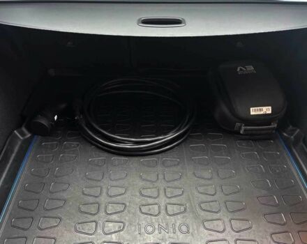 Чорний Хендай Ioniq, об'ємом двигуна 0 л та пробігом 45 тис. км за 17300 $, фото 10 на Automoto.ua