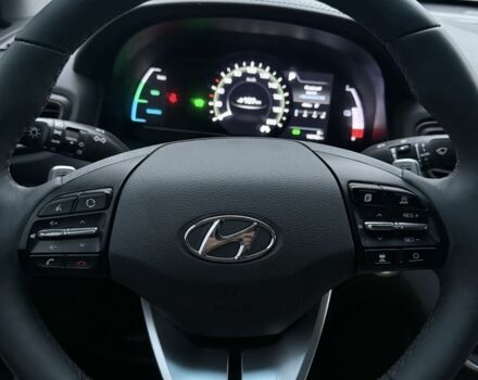 Чорний Хендай Ioniq, об'ємом двигуна 0 л та пробігом 141 тис. км за 11400 $, фото 3 на Automoto.ua