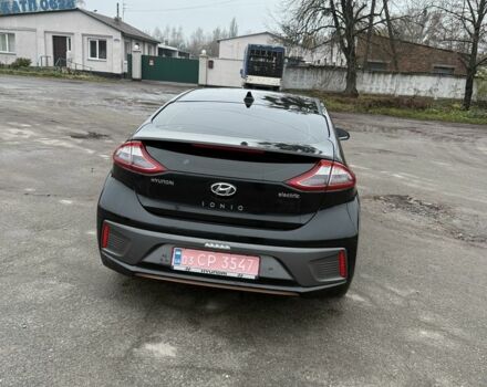 Чорний Хендай Ioniq, об'ємом двигуна 0 л та пробігом 141 тис. км за 11400 $, фото 2 на Automoto.ua