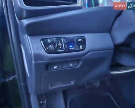 Черный Хендай Ioniq, объемом двигателя 0 л и пробегом 180 тыс. км за 14300 $, фото 33 на Automoto.ua