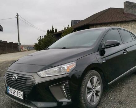Черный Хендай Ioniq, объемом двигателя 1.58 л и пробегом 41 тыс. км за 15000 $, фото 10 на Automoto.ua