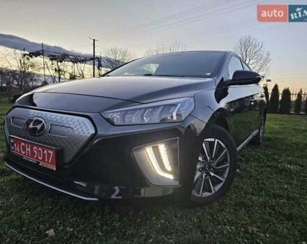 Черный Хендай Ioniq, объемом двигателя 0 л и пробегом 180 тыс. км за 14300 $, фото 35 на Automoto.ua