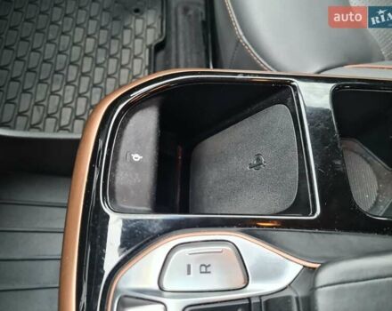 Черный Хендай Ioniq, объемом двигателя 0 л и пробегом 142 тыс. км за 13500 $, фото 18 на Automoto.ua