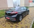 Черный Хендай Ioniq, объемом двигателя 0 л и пробегом 142 тыс. км за 13500 $, фото 4 на Automoto.ua