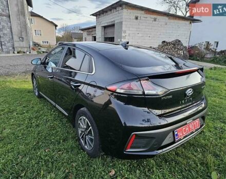 Черный Хендай Ioniq, объемом двигателя 0 л и пробегом 180 тыс. км за 14300 $, фото 10 на Automoto.ua