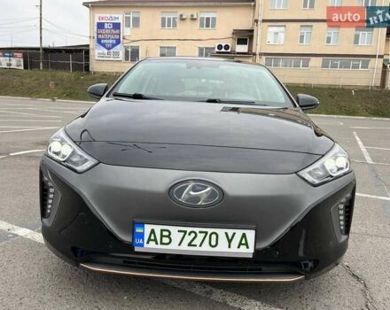 Черный Хендай Ioniq, объемом двигателя 0 л и пробегом 103 тыс. км за 13200 $, фото 1 на Automoto.ua