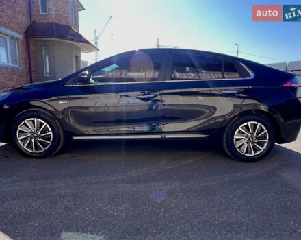 Чорний Хендай Ioniq, об'ємом двигуна 0 л та пробігом 71 тис. км за 15900 $, фото 2 на Automoto.ua