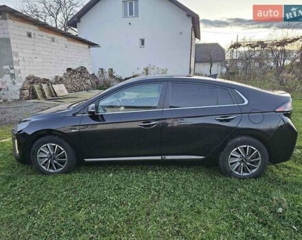 Черный Хендай Ioniq, объемом двигателя 0 л и пробегом 180 тыс. км за 14300 $, фото 34 на Automoto.ua